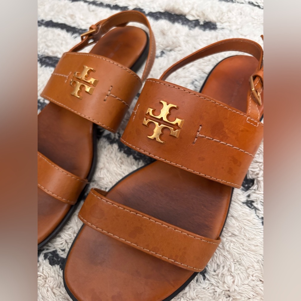 Tory Burch Tan Leather Sandals with Gold Logo
